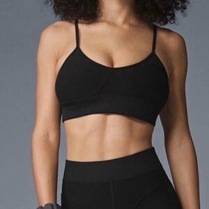 ALO Yoga Black Alosoft Head Start Bra Size Medium